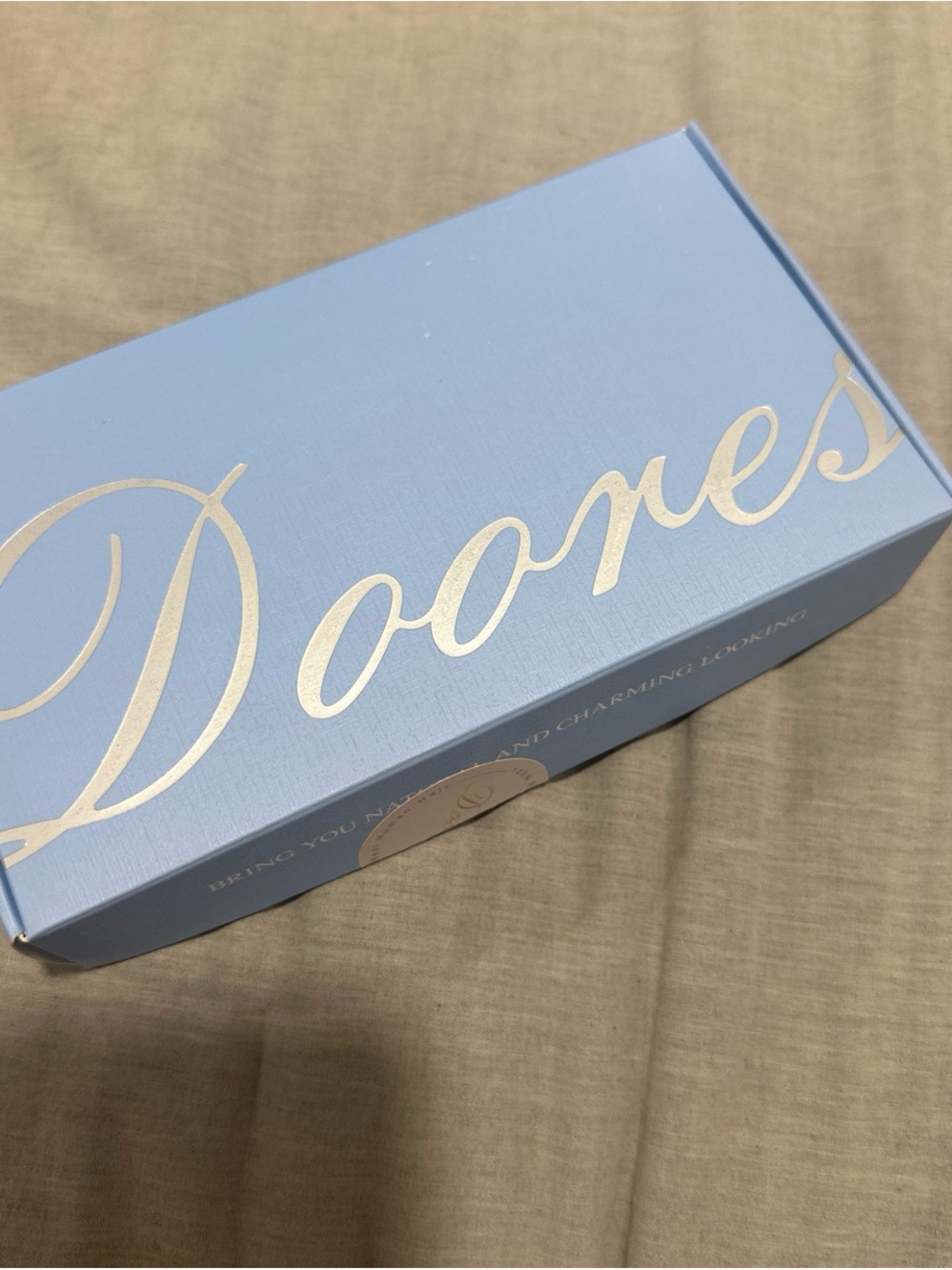 Doores hair extension weft